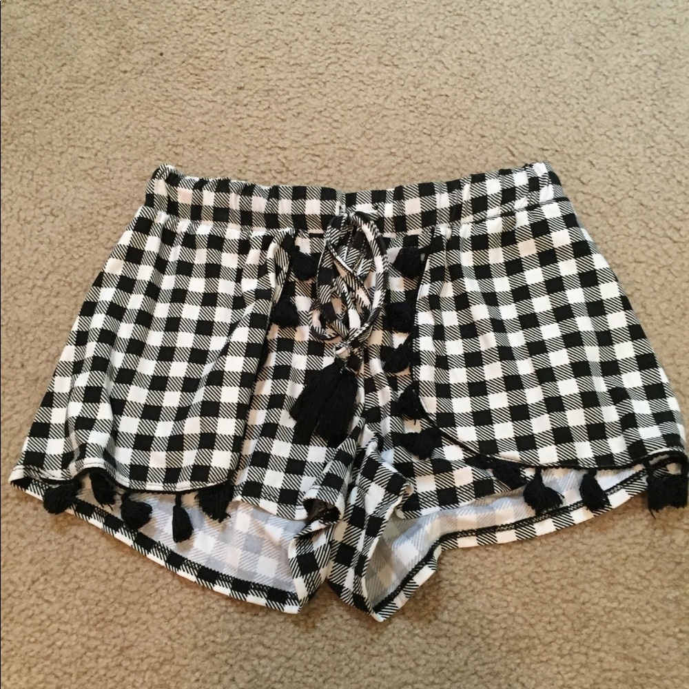 Velvet checkered shorts🖤